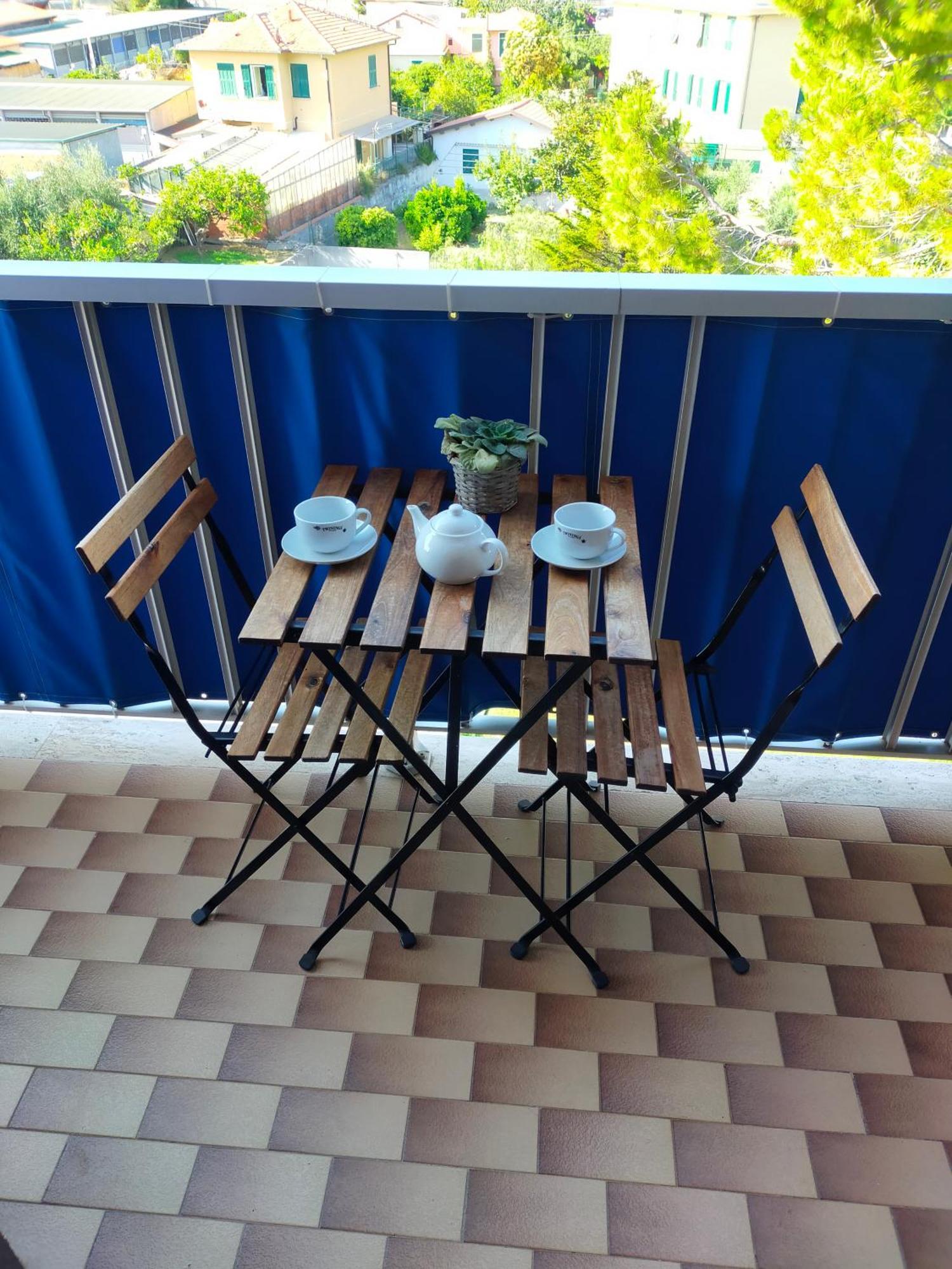 Appartamento Riviera Trilocale Wifi E Parcheggio Privato Ventimiglia Luaran gambar